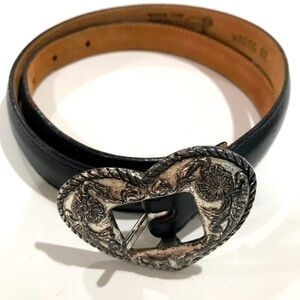 Justin black leather belt 28